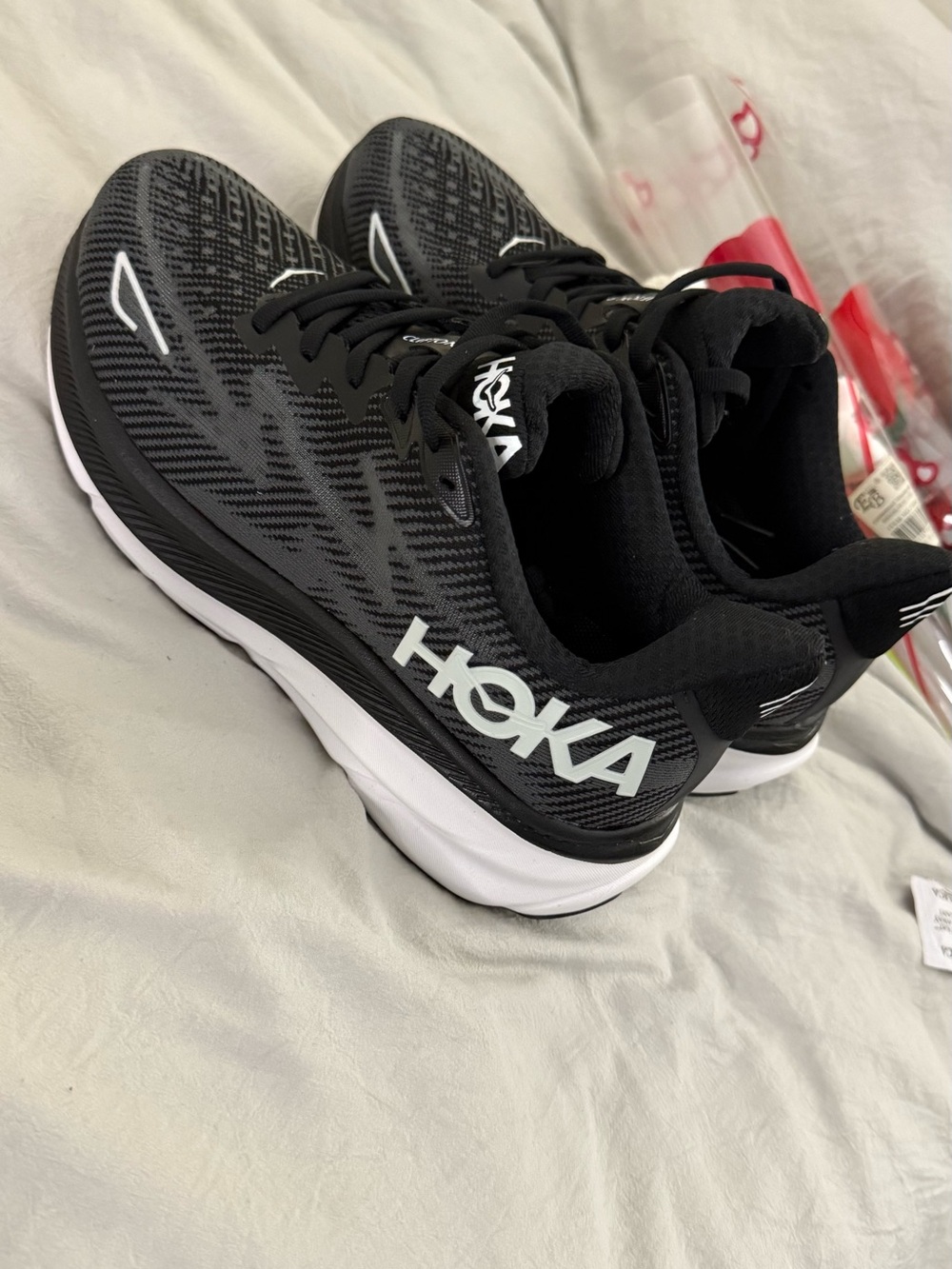 Hoka One One Clifton 9 Running Shoes  Men’s Size 8